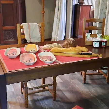 L'etape Gourmande, D'hotes Wellin